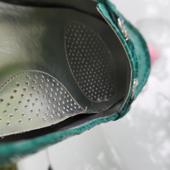 White Mountain Teal Croc-Patterned Flats - Picture 7 of 7